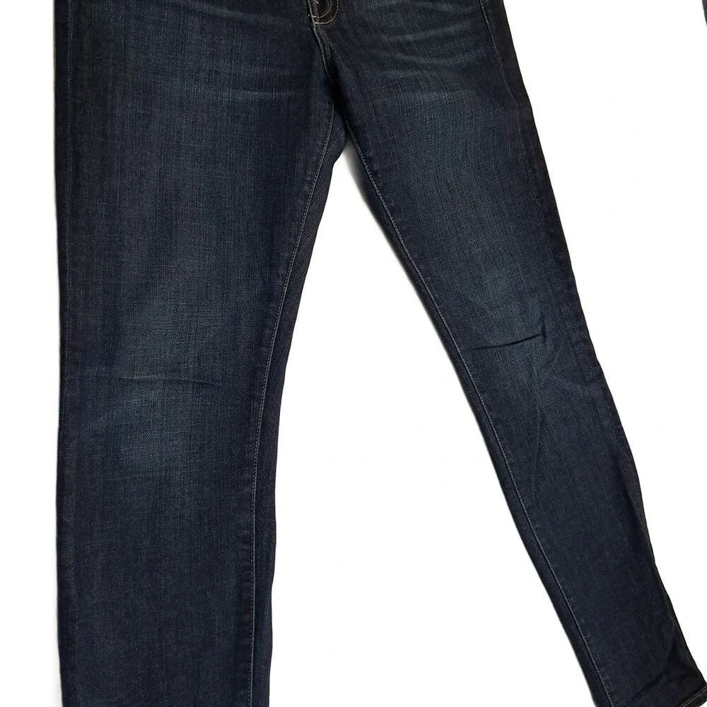US Jeans Co step into